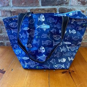 Scout waterproof medium tote
